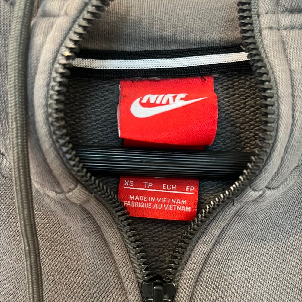 Nike Women’s Charcoal Oversized Full-Zip Hoodie, XS - Picture 2 of 4
